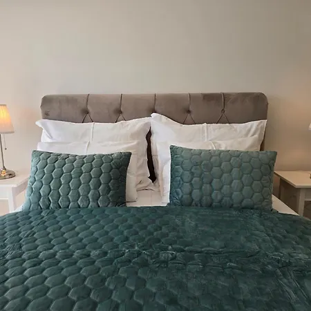 Moonhlight With Private Rooftop Terrace Διαμέρισμα *