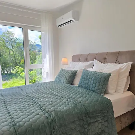 Moonhlight With Private Rooftop Terrace Διαμέρισμα Matulji